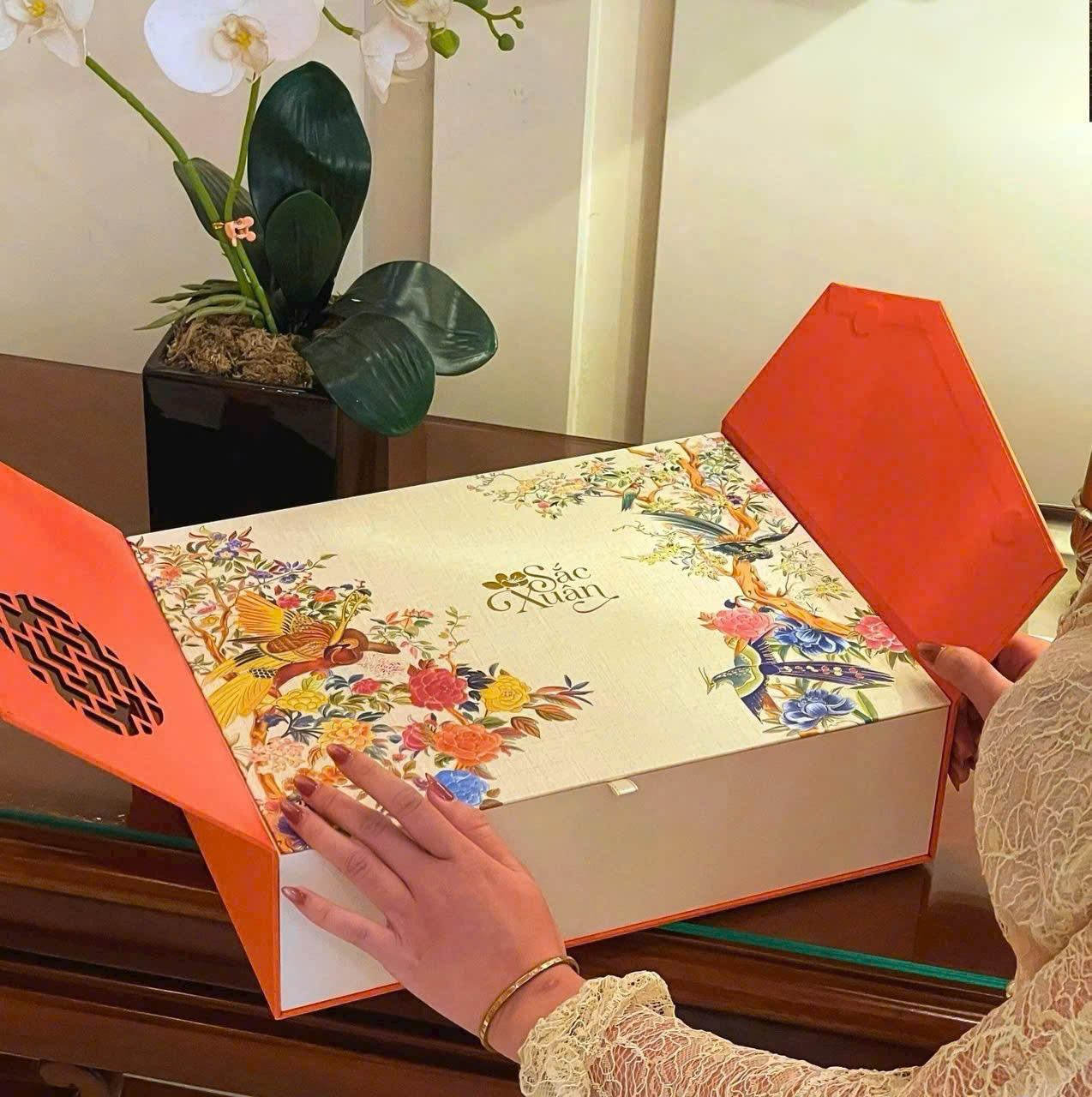 Hộp Quà Tết Khai Minh – Món Quà Mở Ra May Mắn & Thịnh Vượng | Nashimart.vn